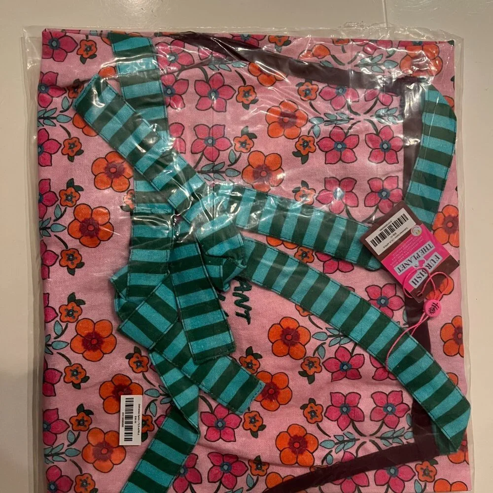 I Want It All and Would Like It Delivered Colorful Apron NWT Cotton Hostess Gift